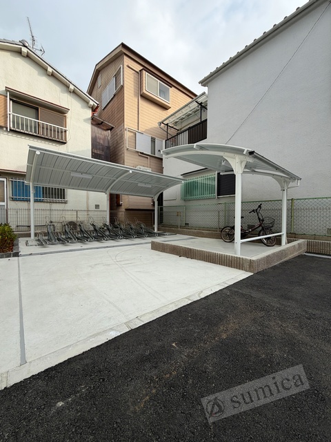 その他共有部分　屋根付き駐輪場が嬉しいです♪♪
