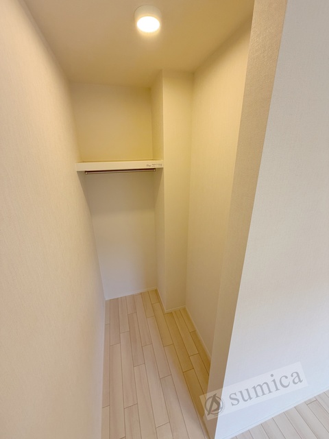 収納　たっぷりと収納できるウォークインクローゼット♪♪