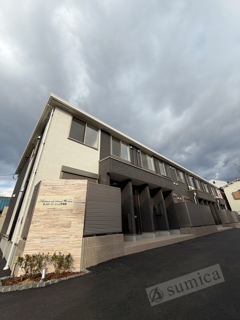 建物外観　スタイリッシュな建物です＾＾