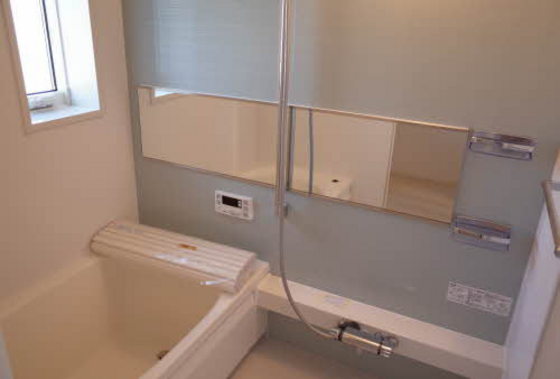 バス・シャワールーム　※掲載写真は同マンション別部屋参考写真となります。