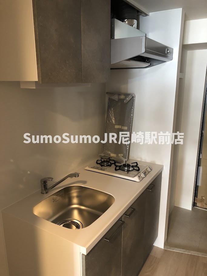 キッチン　コンパクトなキッチンで掃除もラクラク