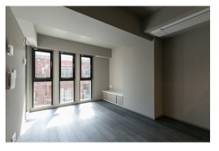 居室・リビング　内観1