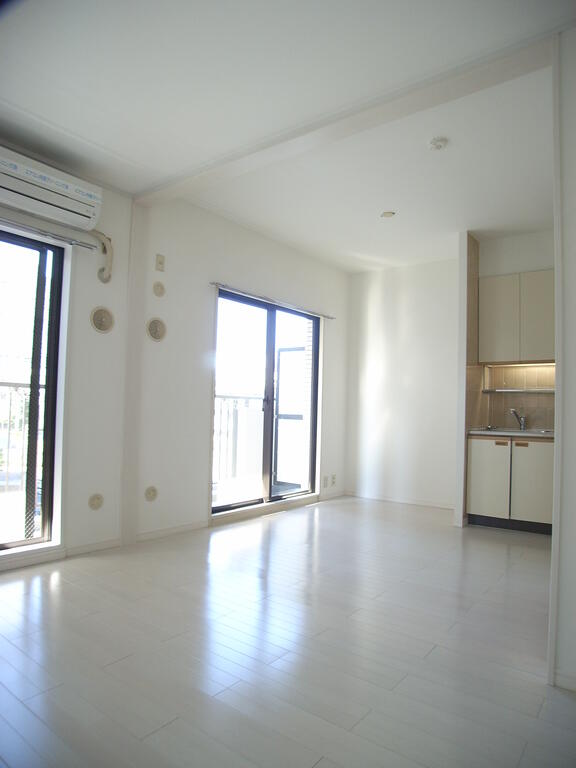 居室・リビング　狛江駅徒歩6分☆