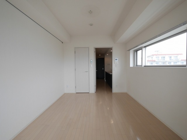 居室・リビング　間取り図にはありませんが２面採光