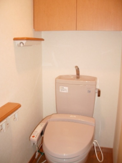 トイレ　同仕様参考写真