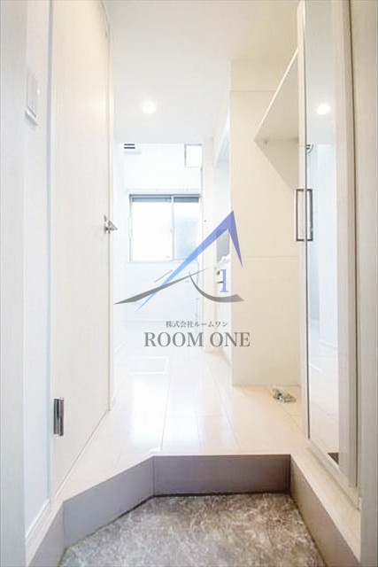 玄関　玄関です。