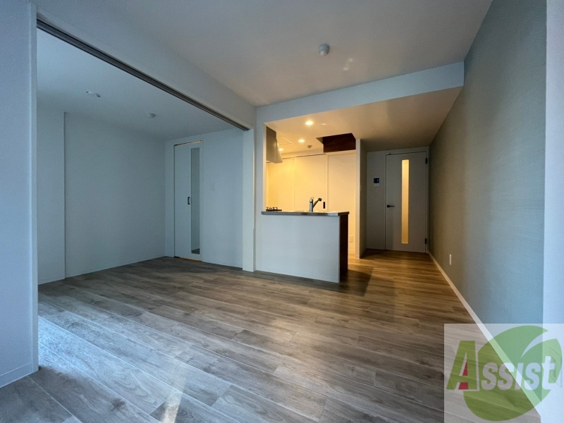 居室・リビング　広くてキレイなお部屋が広がっていて、充実した生活が送れそう。