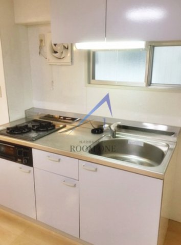 キッチン　キッチンです。