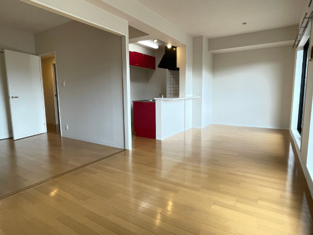 居室・リビング　※写真は別号室です。