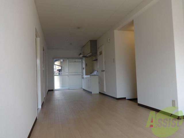 居室・リビング　１５帖のリビングは開放感ありますよ。