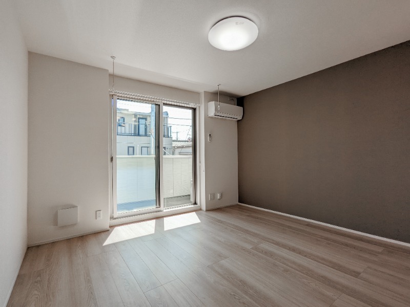 居室・リビング　図面と現状に相違がある場合には現状を優先