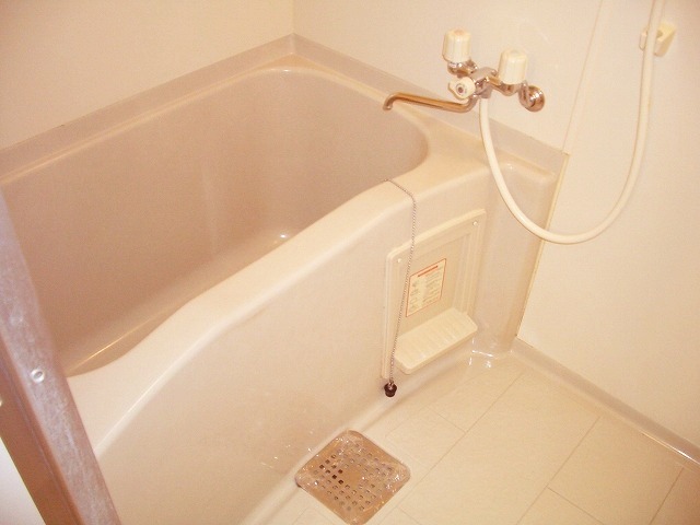 バス・シャワールーム　別号室イメージ