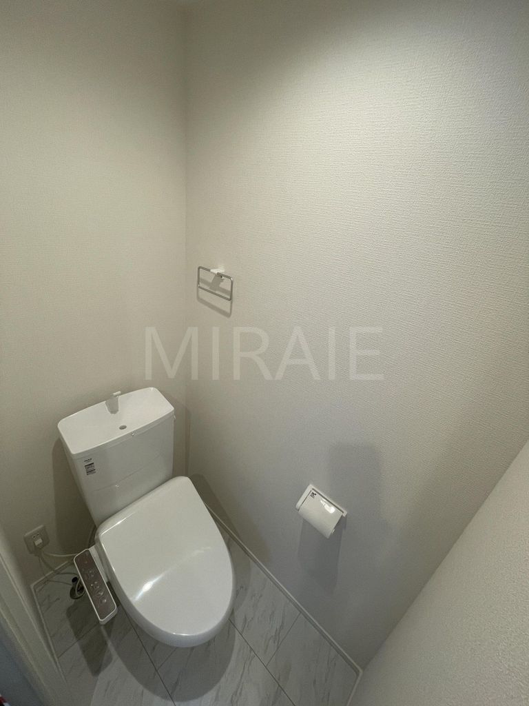 トイレ　同シリーズ参考写真