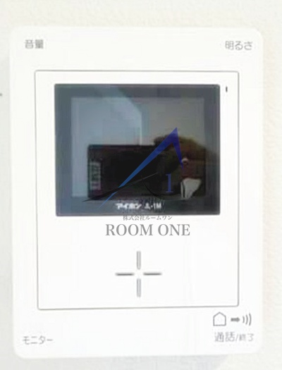 セキュリティ　モニター付きインターホンです。