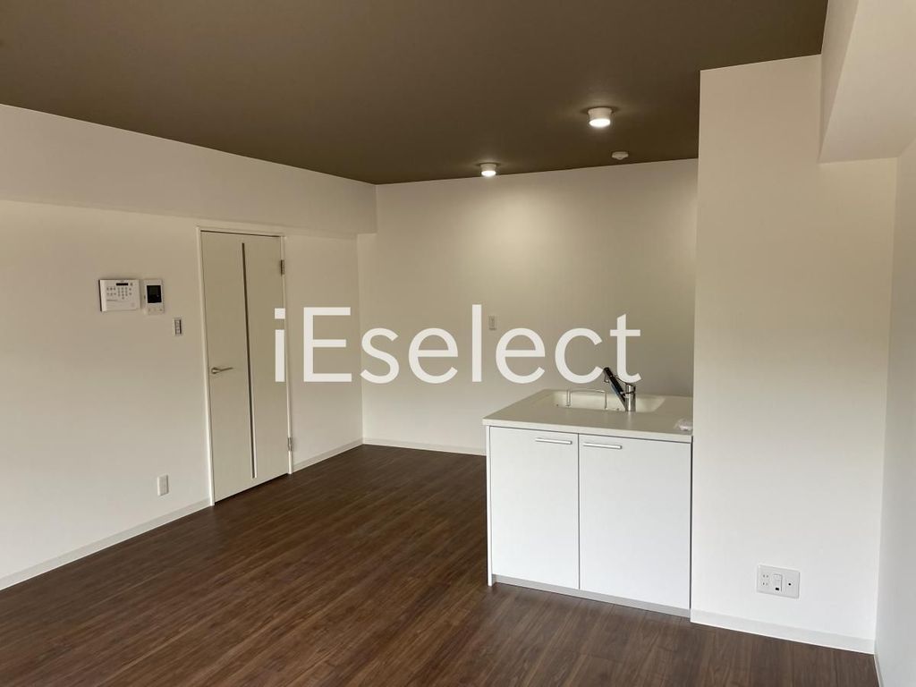 その他部屋・スペース　バルコニー側からのリビングです