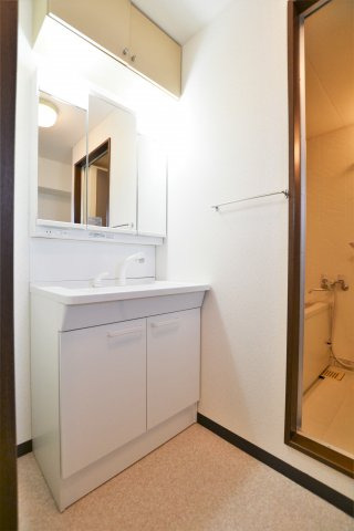 洗面設備　同物件、類似間取りのイメージ写真です