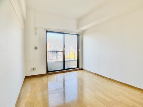 居室・リビング　☆明るい居室☆