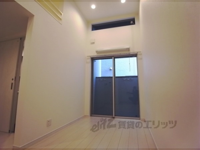 居室・リビング　洋室