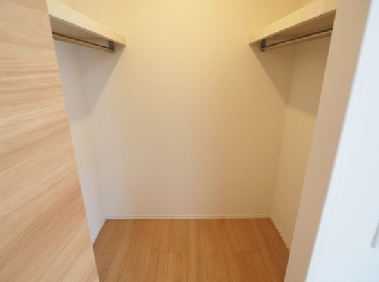 収納　ウォークインクローゼット
