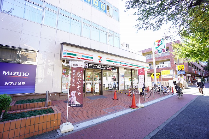 コンビニ　セブンイレブン 横浜たまプラーザ店（コンビニ）まで340m
