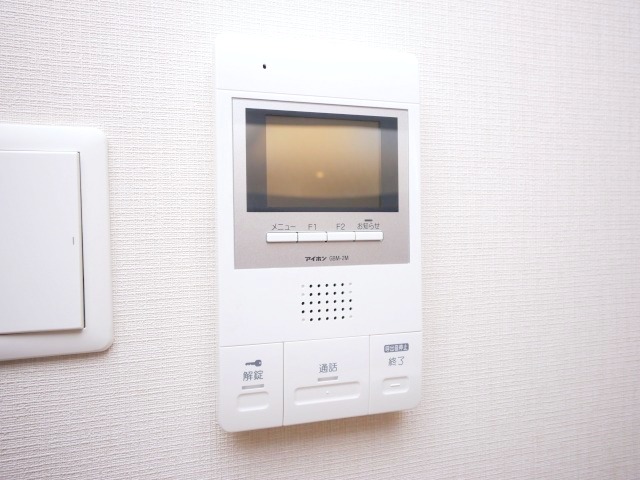 セキュリティ　モニター付きインターホンです♪
