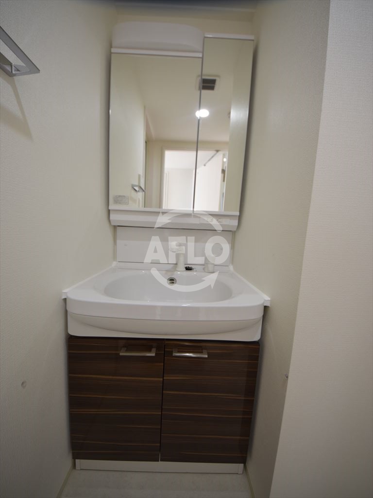 洗面設備　エスプレイス阿波座パークテラス　洗面化粧台