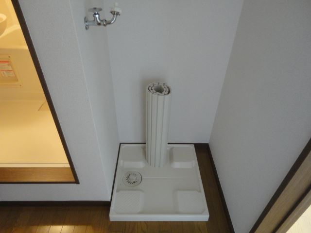 洗面設備　洗濯機置き場