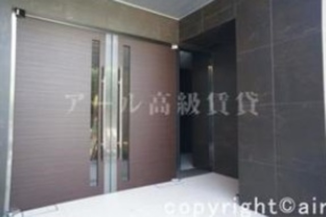 エントランス　エントランス