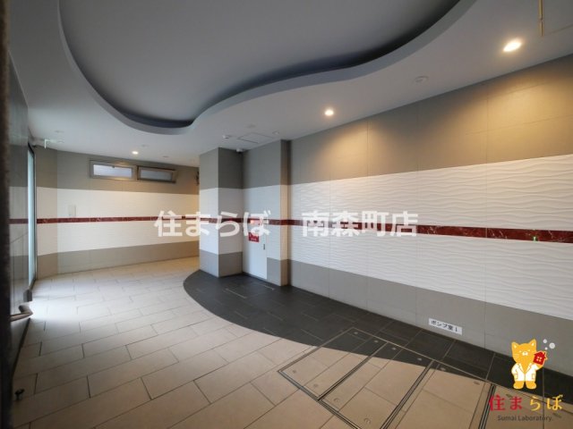 エントランス　共用部の印象も大切に