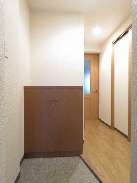 玄関　玄関広いです♪