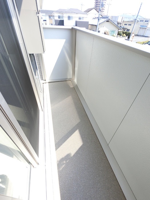 バルコニー　図面と現状に相違がある場合には現状を優先