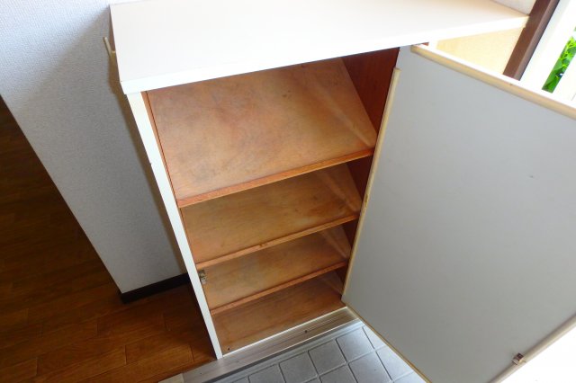 キッチン　別部屋同間取りのお写真となります。参考にご覧くださいませ。