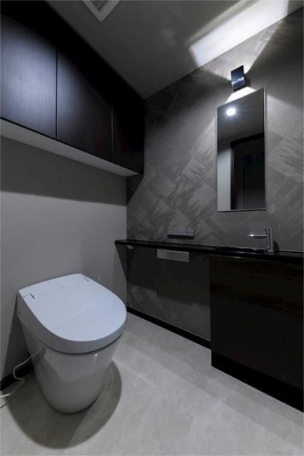 トイレ　落ち着いたトイレです