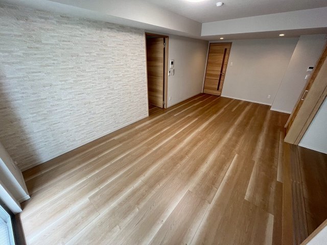 居室・リビング　こちらの居間で趣味の時間をお楽しみください