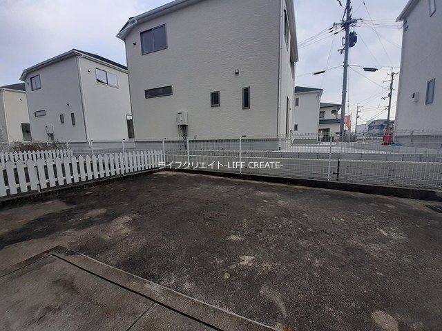 バルコニー　広い専用庭です。