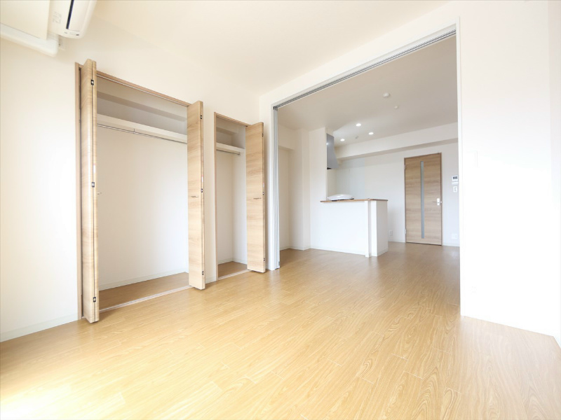 その他部屋・スペース　ＬＤＫ10.5帖　洋室6帖　つなげても仕切っても使えます