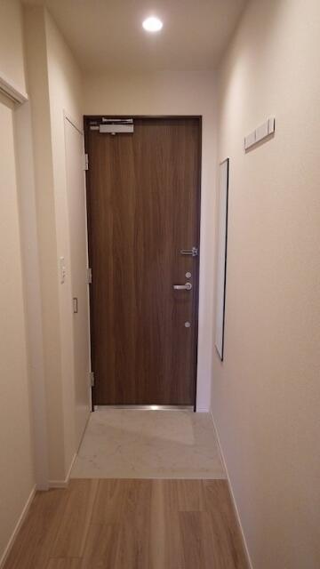 玄関　収納もある玄関です