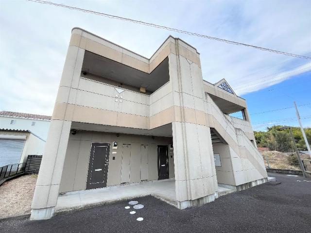 エントランス　外観写真（昼）