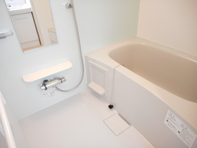 バス・シャワールーム　追い焚き乾燥機付バスルーム