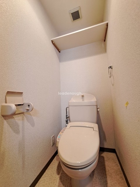 トイレ　同マンション別部屋