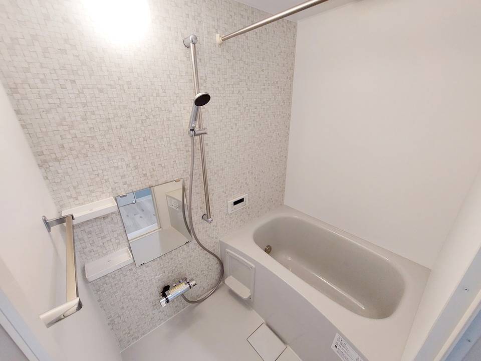 バス・シャワールーム　浴室