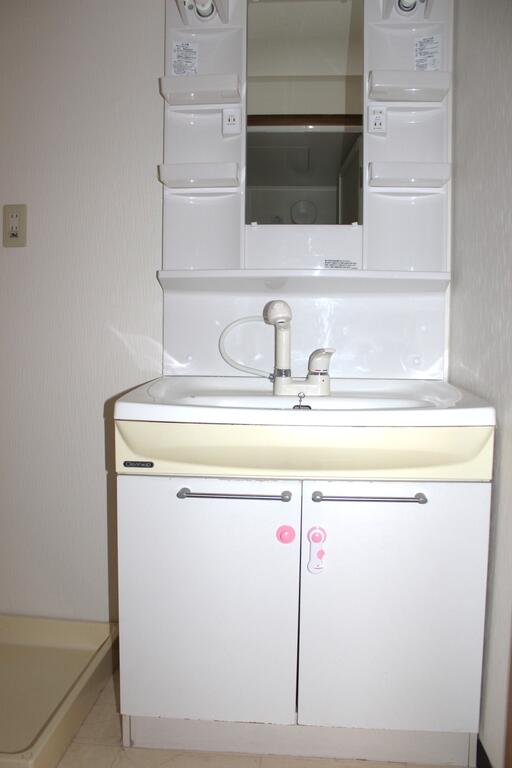 洗面設備　シャンプードレッサー