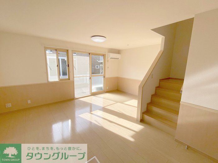 居室・リビング　お問合せはタウンハウジングまで！※現地待合わせ相談可能