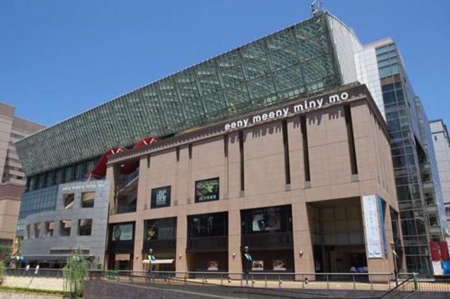 ショッピングセンター　博多リバレインモールby　TAKASHIMAYA（ショッピングセンター）まで930m