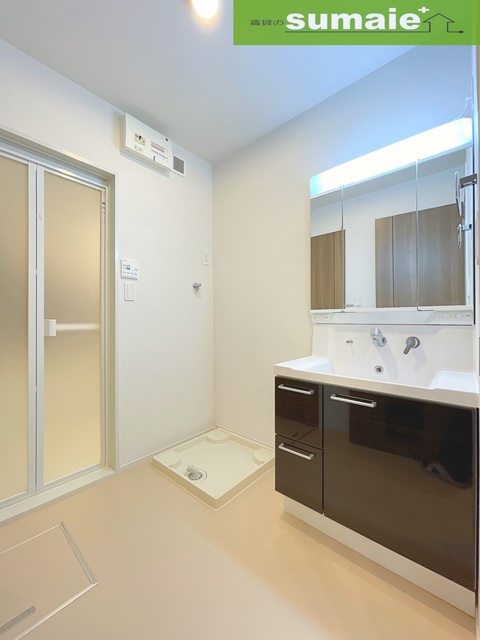 洗面設備　同仕様写真