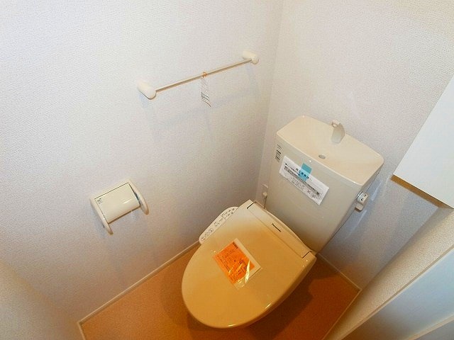 トイレ　別部屋参考写真