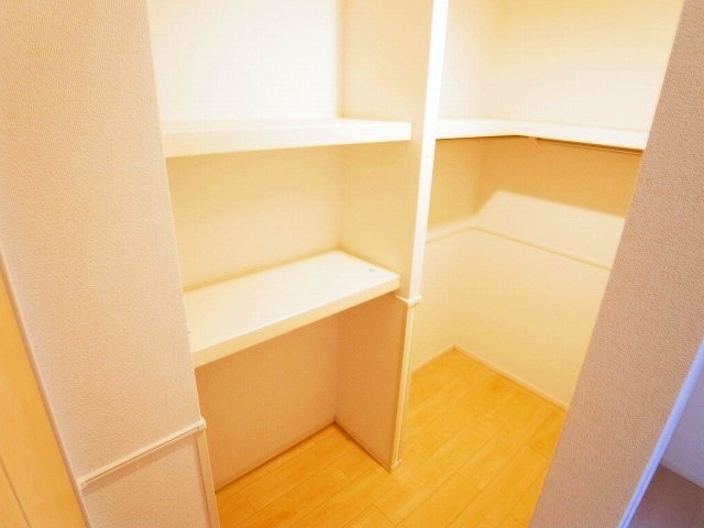 収納　別部屋参考写真