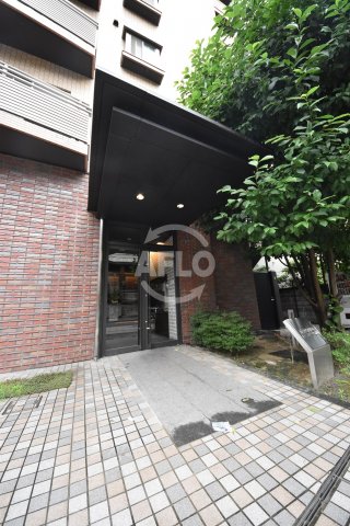 エントランス　レジディア天神橋　エントランス
