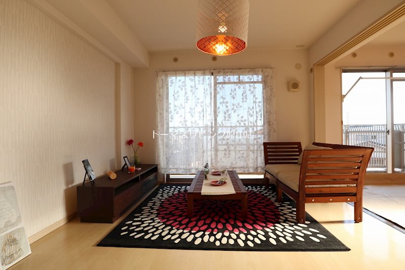 居室・リビング　303号室写真