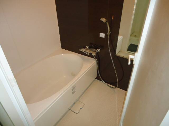 バス・シャワールーム　バスルーム